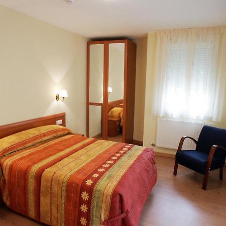 Hostal Hispanico II Salamanca Exterior foto